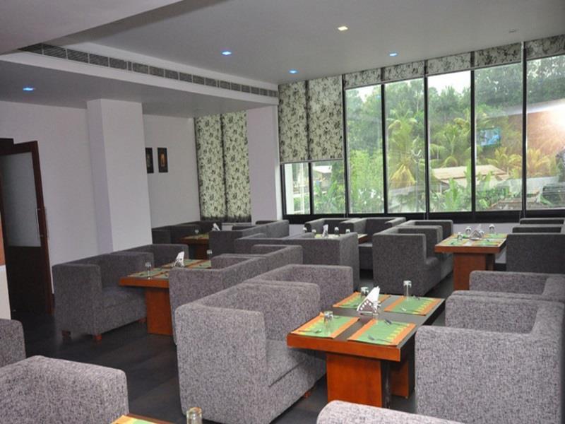 Hotel Hills Park Pathanāmthitta Kültér fotó